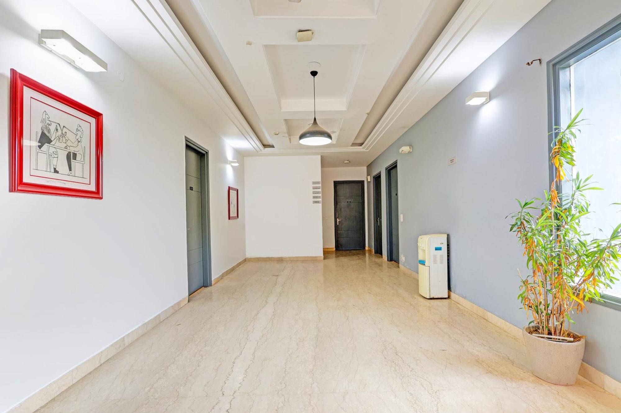 Hotel Townhouse Sector 49 Sohna Road à Gurgaon Extérieur photo